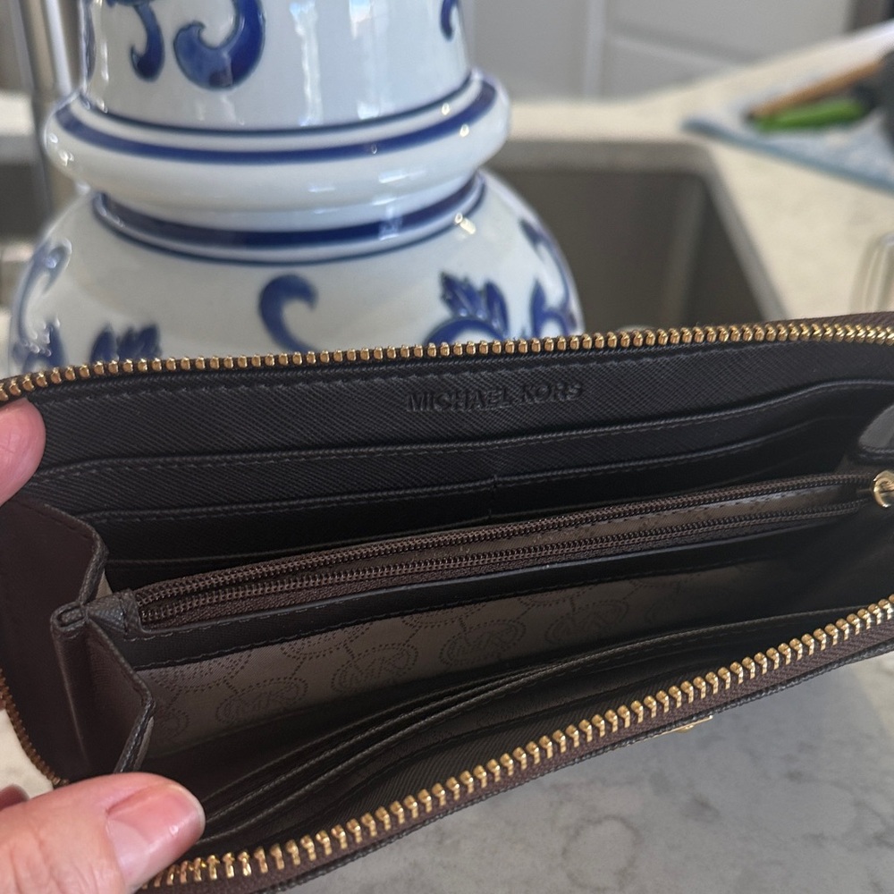 Michael Kors Dark Brown Logo Zip Wallet - Picture 2 of 6